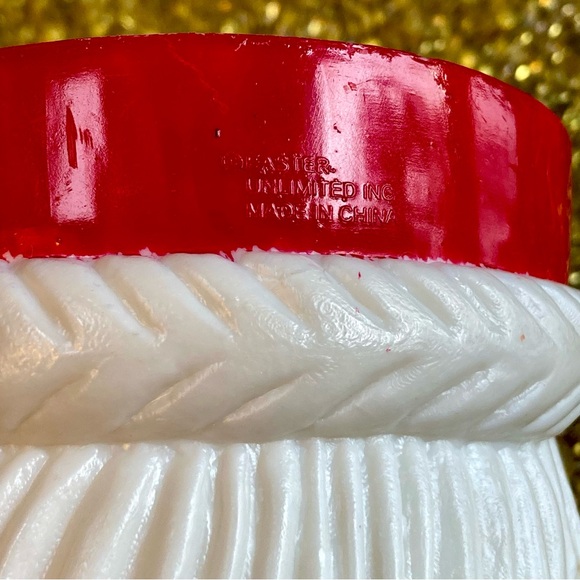 Easter Unlimited Santa Goblet - Picture 8 of 11